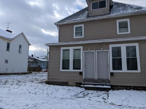 533 6th Ave, New Kensington, PA 15068-6515