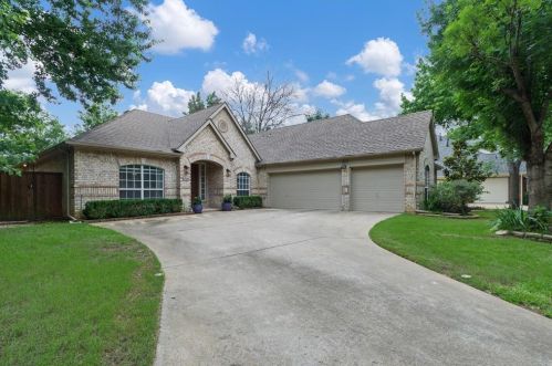 2509 Stillwater Ct, Lewisville TX  75022-8039 exterior