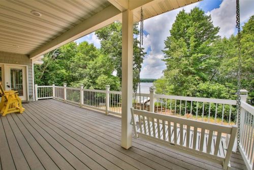 837 207th St, Ubet, WI 54009-4458