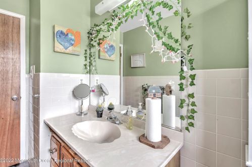 1311 Norwood St, Lacey NJ  08731-4105 exterior