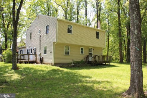 2030 Oak Ave, Jamison PA  18929-1004 exterior