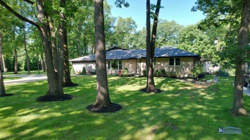 2716 Edgewood Dr, Dyer IN  46311-2309 exterior