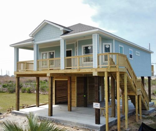 25255 Sausalito Dr, Galveston TX  77554-6910 exterior