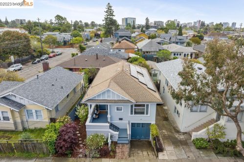 409 45th St, Oakland CA  94609-2124 exterior