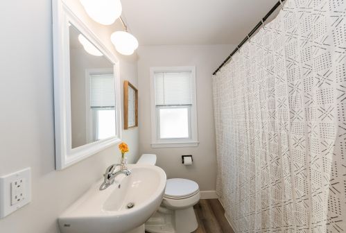 3249 91, Milwaukee WI 53227-4406 exterior