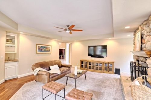 2880 Vista Del Valle, Morgan Hill CA  95037-3952 exterior