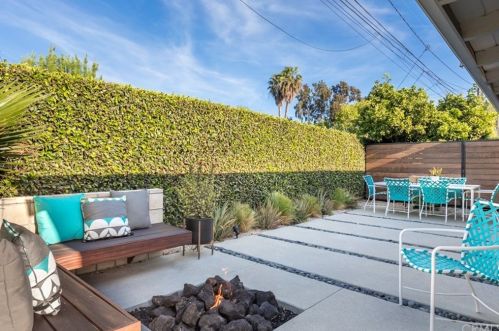 3014 Shipway Ave, Long Beach CA  90808-4327 exterior
