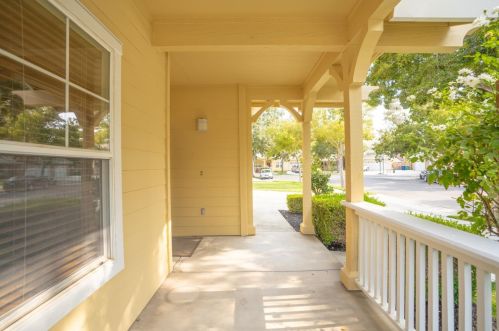 1710 Humboldt Ct, Los Banos CA  93635-5392 exterior