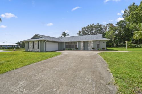 1798 Westmoreland Blvd, Fort Pierce, FL 34952-5752