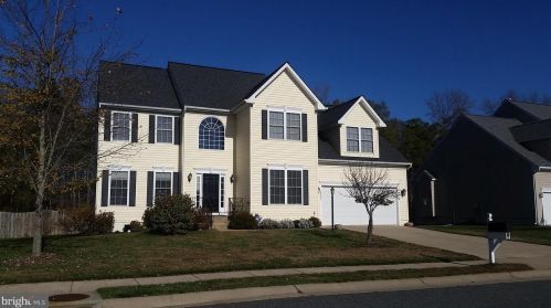 2809 Angela Ct, Fredericksburg VA  22408-8081 exterior