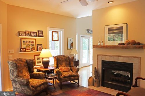 36161 Tarpon Dr, Lewes DE  19958-5052 exterior