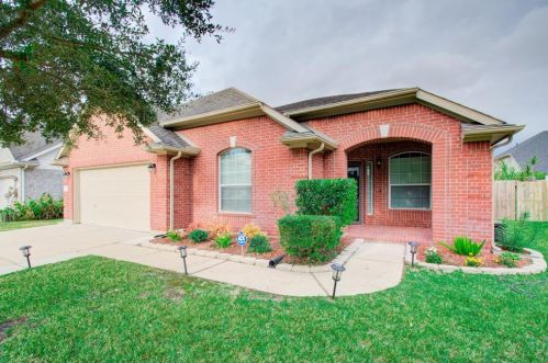 7807 Hollow Bluff Ln, Richmond, TX 77407-2533