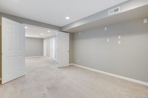 20138 Dartmouth Dr, Denver CO 80013-8433 exterior