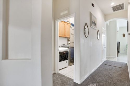 6608 Montagna Dr, Bakersfield CA  93306-7658 exterior