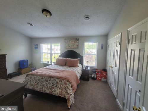 205 Crossing Rd, Fredericksburg VA  22406-7834 exterior