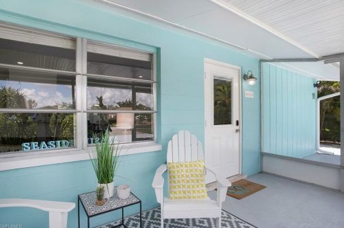 10 3rd St, Bonita Springs, FL 34134-7321