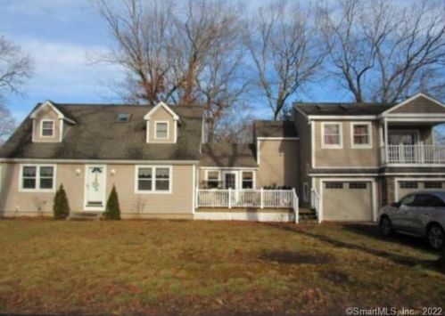 38 Lone Pine Trl, Lyme, CT 06371-1254