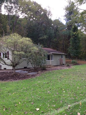 98 Siegal Rd, Loyalsockville, PA 17754-7775