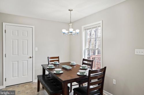 207 Saylers Creek Rd, Locust Grove VA  22508-5119 exterior