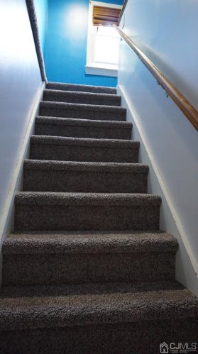 377 William St, Piscataway NJ 08854-6057 exterior