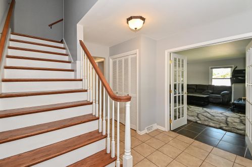 4737 Sycamore St, Greendale, WI 53129-2925