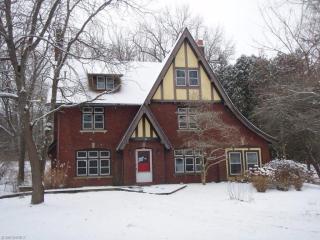 2300 Volney Rd, Youngstown, OH 44511-1439