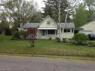 2255 Liberty Rd, Cuyahoga Falls, OH 44224-3537