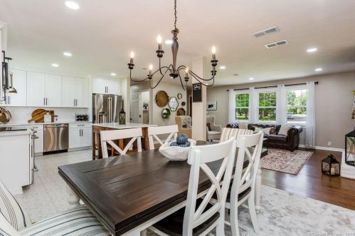 28 Talcott Rd, Glastonbury CT  06033-2919 exterior