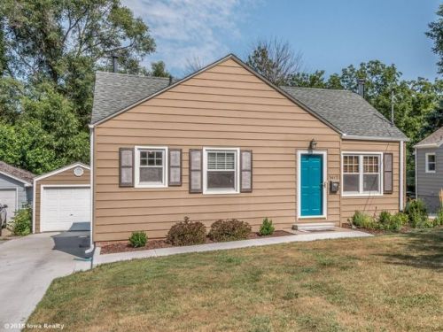 3417 64th St, Des Moines, IA 50322-3525