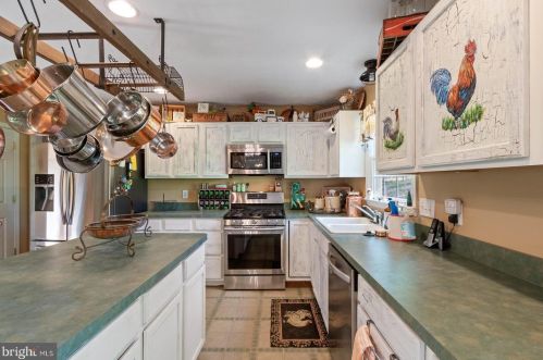 8472 Colfax Dr, Owens VA  22485-7162 exterior