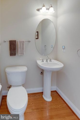 16002 Pitner St, Haymarket VA  20169-4956 exterior