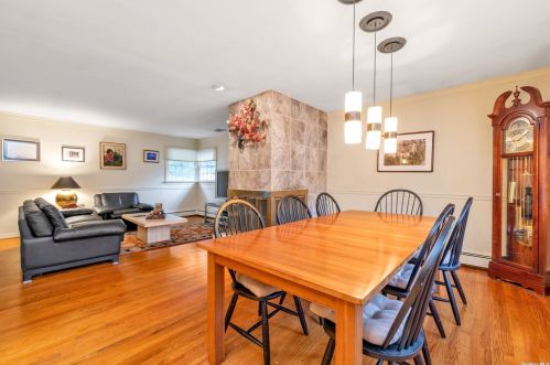 215 Vernon Valley Rd, Elwood NY  11731-1154 exterior
