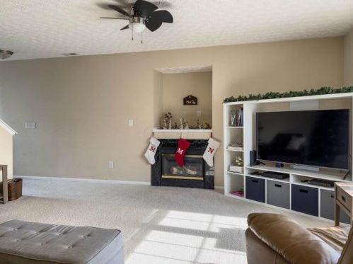 2264 Kilchurn Dr, Marion OH  43302-8739 exterior