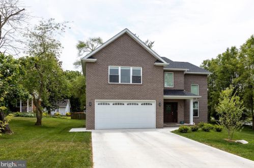 1494 Hillside Ave, Harrisonburg, VA 22801-2980
