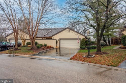 11 Springhouse Ln, Blue Bell, PA 19422-2463