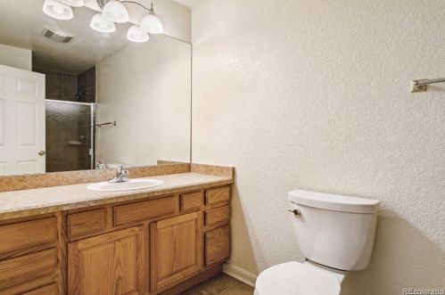 2824 Jackson St, Denver CO 80210-5639 exterior