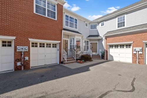 96 Crown Point Rd, Parsippany NJ  07054-3414 exterior