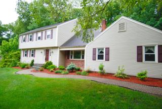 85 Sorghum Mill Dr, Cheshire, CT 06410-3052