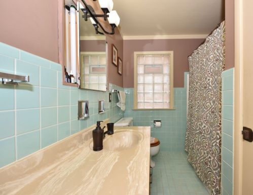 2964 82, Milwaukee WI 53219-2707 exterior