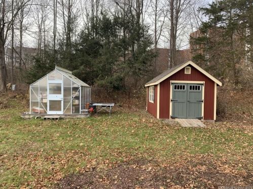 231 George St, Middletown CT 06457-6708 exterior