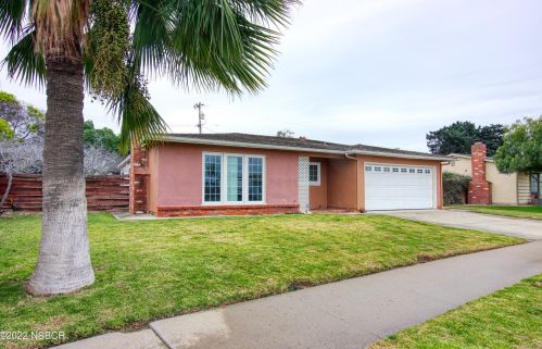 3906 Berrywood Dr, Santa Maria, CA 93455-3343