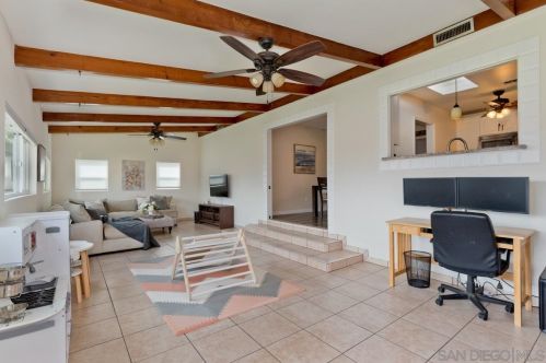 3089 Greyling Dr, San Diego CA 92123-2939 exterior