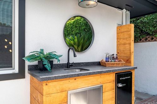 5230 El Cedral St, Long Beach CA  90815-3904 exterior