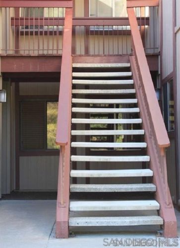 5473 Adobe Falls Rd, San Diego CA 92120-4492 exterior