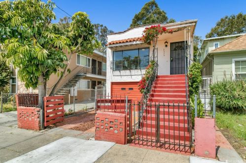 2375 Humboldt Ave, Oakland, CA 94601-3220