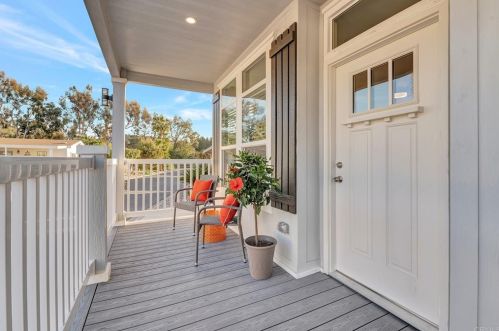 3340 Don Tomaso Dr, Carlsbad CA  92010-3951 exterior