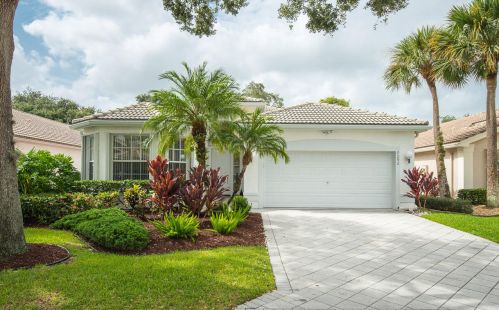7292 Morocca Lake Dr, Delray Beach, FL 33446-3778