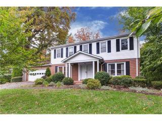 911 Thornton Pl, Hendersonville, NC 28791-3458