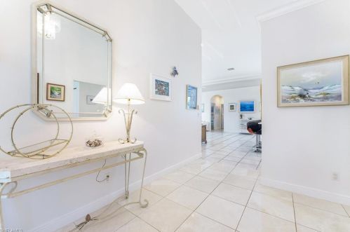 28898 Winthrop Cir, Bonita Springs, FL 34134-3329