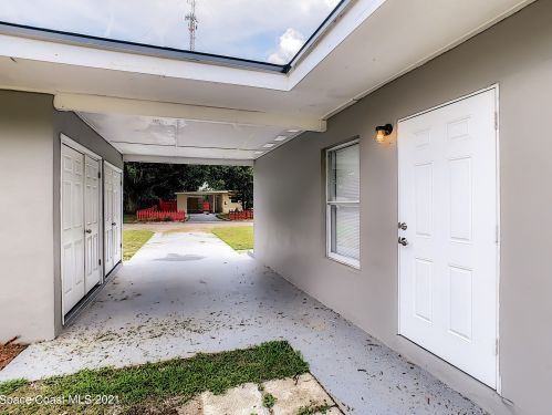 1520 Kings Ct, Titusville FL  32780-4428 exterior